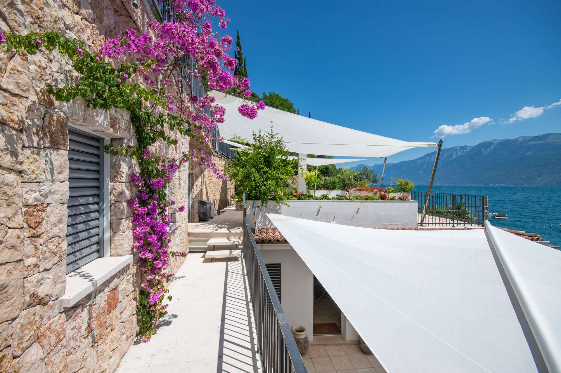 Tende a Bracci in tutto il piemonte